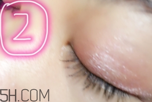 眼影可以當(dāng)眉粉嗎？眼影和眉粉有什么區(qū)別