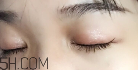 眼影可以當(dāng)眉粉嗎？眼影和眉粉有什么區(qū)別