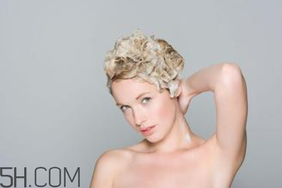 洗發(fā)水需要經(jīng)常換嗎？洗發(fā)水的挑選