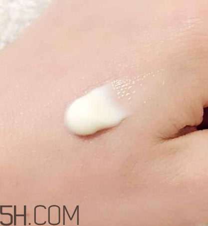 三大貴婦面霜比較_la prairie、Lamer和蘭蔻修復(fù)面霜比較