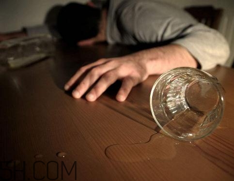 酒精肝可以性生活嗎？酒精肝影響性功能嗎？