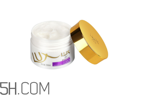 發(fā)膜和彈力素有什么區(qū)別？發(fā)膜和護(hù)發(fā)素要同時用嗎？