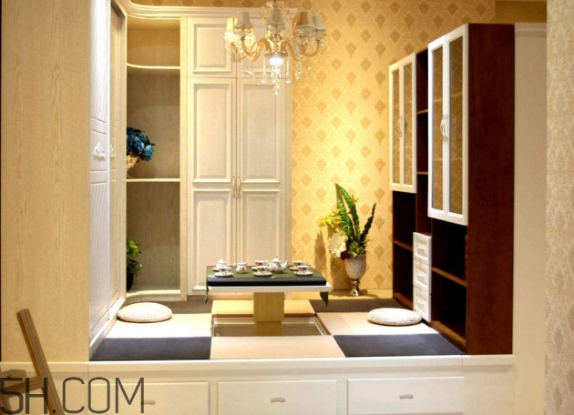 榻榻米床和普通床有什么區(qū)別？榻榻米床缺點是什么