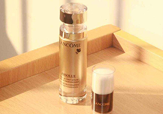 蘭蔻菁純粉底液好用嗎？蘭蔻菁純粉底液怎么樣？