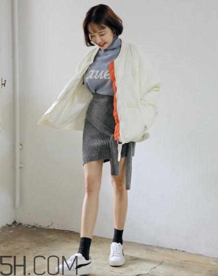 白色羽絨服配什么鞋子？白色羽絨服搭配鞋子圖片