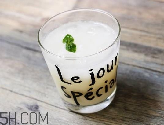 可爾必思是什么？可爾必思怎么調(diào)？