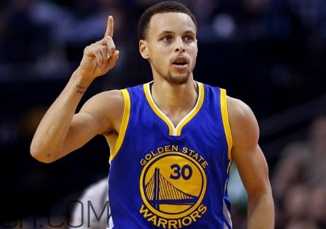 under armour curry 4 low勇士隊(duì)藍(lán)金配色會(huì)發(fā)售嗎？