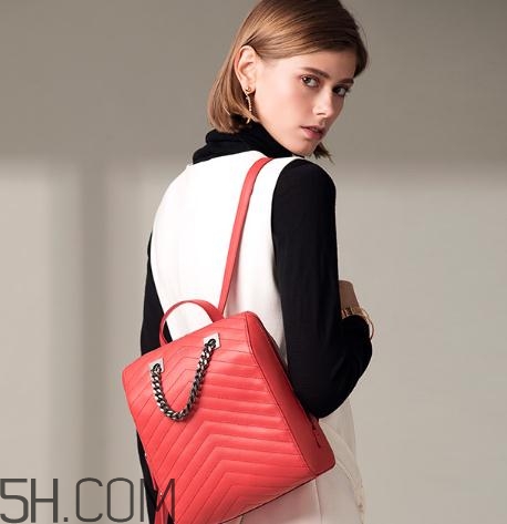 elle包包是奢侈品嗎？elle和coach哪個(gè)好？