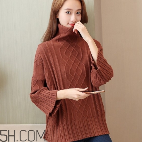 焦糖色衣服怎么搭配？焦糖色衣服搭配示范