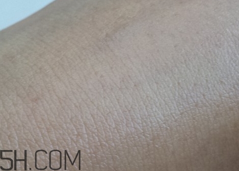 卡姿蘭眼線筆不出水怎么回事？卡姿蘭眼線筆不出水怎么辦