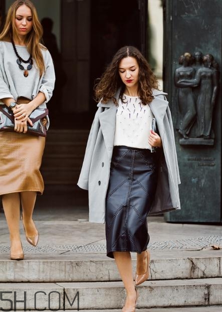 皮裙可以用洗衣機(jī)洗嗎？皮裙怎么清洗？