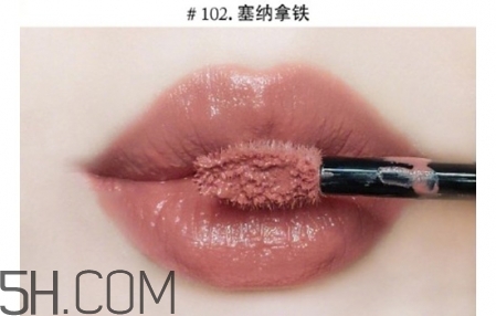 歐萊雅口紅真假辨別 歐萊雅口紅真假對(duì)比 歐萊雅口紅真假辨別 歐萊雅口紅真假對(duì)比