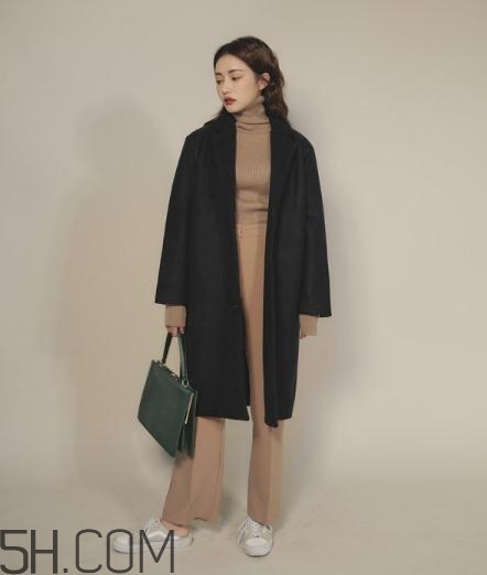 駝色內(nèi)搭配什么外套？駝色內(nèi)搭怎么搭配外套？