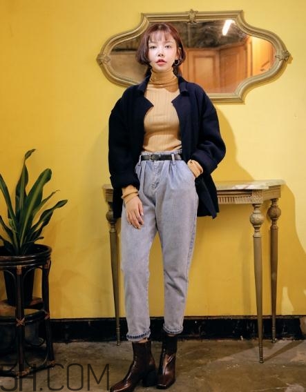 駝色內(nèi)搭配什么外套？駝色內(nèi)搭怎么搭配外套？