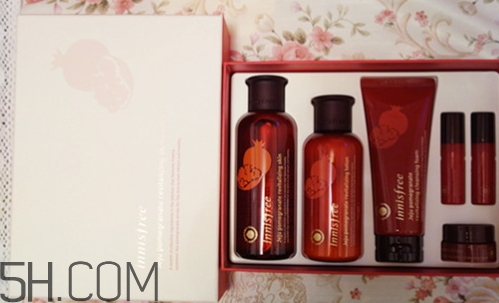 悅詩(shī)風(fēng)吟石榴系列怎么用？悅詩(shī)風(fēng)吟石榴系列使用步驟