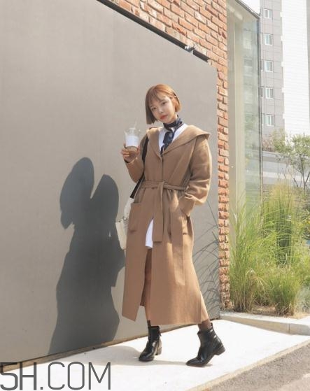 駝色大衣里面搭配什么？駝色大衣內(nèi)搭什么顏色好看？