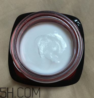 歐萊雅復(fù)顏抗皺緊致晚霜多少錢_專柜價格 歐萊雅復(fù)顏抗皺緊致晚霜多少錢_專柜價格