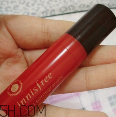 悅詩風吟石榴眼霜好用嗎？悅詩風吟石榴眼霜適合年齡