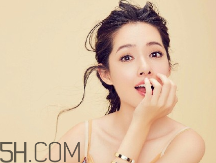 國內(nèi)合格又好用的化妝品有哪些？超詳細(xì)的化妝步驟