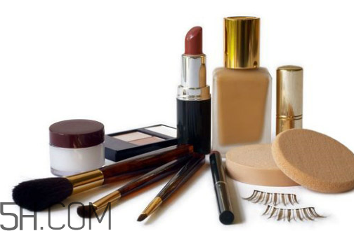 國內(nèi)合格又好用的化妝品有哪些？超詳細(xì)的化妝步驟