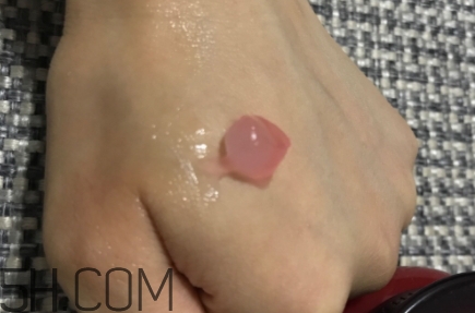 悅詩風(fēng)吟石榴睡眠面膜好用嗎？悅詩風(fēng)吟石榴凝珠睡眠面膜評(píng)測