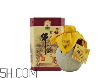 紅星二鍋頭還是牛欄山二鍋頭好？牛欄山二鍋頭酒多少錢一瓶