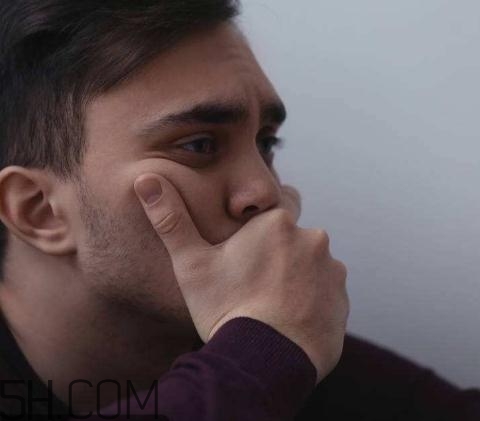 無(wú)精癥射出來(lái)什么癥狀？無(wú)精癥射出來(lái)什么顏色？