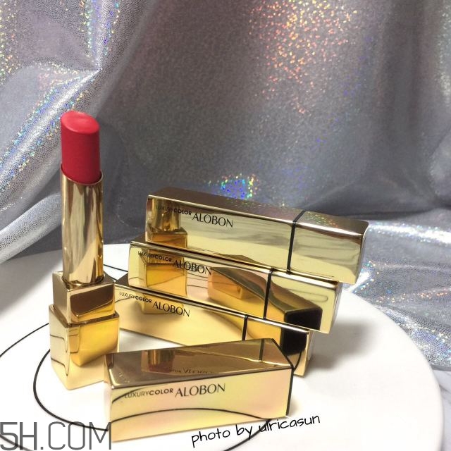 雅邦絲緞柔潤唇膏哪個顏色好看_哪個顏色最火 雅邦絲緞柔潤唇膏哪個顏色好看_哪個顏色最火