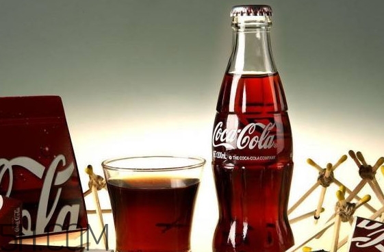 可口可樂(lè)是誰(shuí)發(fā)明的？可口可樂(lè)和百事可樂(lè)的區(qū)別