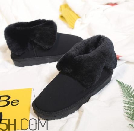 雪地靴買什么顏色好看？雪地靴什么顏色百搭？