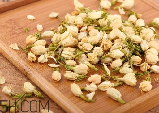 如何選購(gòu)茉莉花茶？茉莉花茶與綠茶的區(qū)別