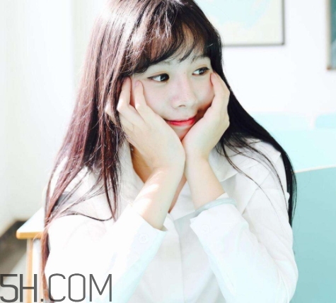 btw什么意思？女生說(shuō)btw是什么意思？