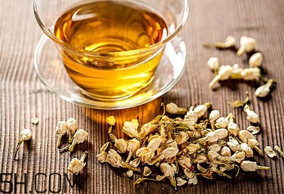 喝茉莉花茶有什么功效？茉莉花茶搭配什么沖泡好