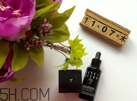 芭比波朗蟲草粉底液怎么樣？芭比布朗粉底液色號有哪些？