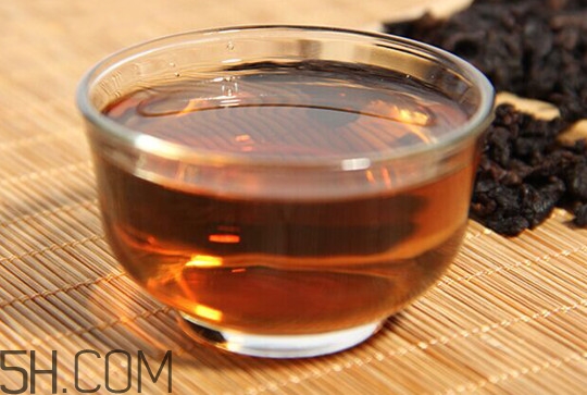 天氣干燥煲什么湯喝最好？氣候干燥喝什么茶好
