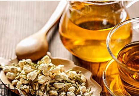 茉莉花茶是帶花的好還是不帶花的好？哪里的茉莉花茶最好