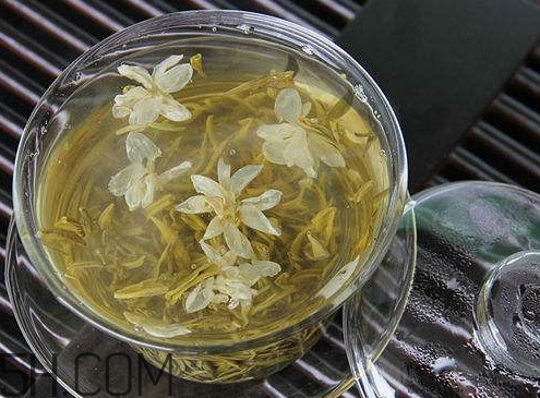 茉莉花茶是帶花的好還是不帶花的好？哪里的茉莉花茶最好