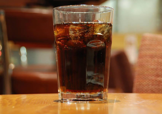 可樂煮梨喝有什么好處？女生月經(jīng)期間可以喝可樂嗎？