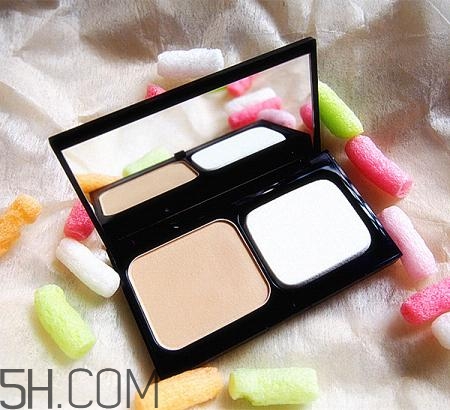 bobbi brown明星產(chǎn)品有哪些？bobbi brown膠囊氣墊好用嗎？