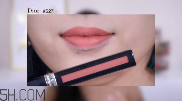 秋冬用什么唇釉好_適合秋冬季節(jié)的唇釉 秋冬用什么唇釉好_適合秋冬季節(jié)的唇釉