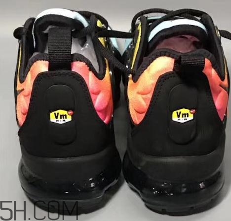 nike vapormax plus sunset彩虹配色發(fā)售時(shí)間_實(shí)物曝光 nike vapormax plus sunset彩虹配色發(fā)售時(shí)間_實(shí)物曝光