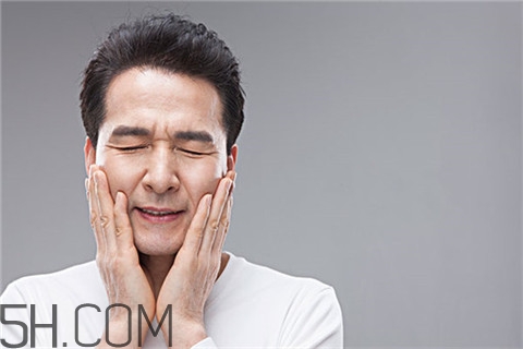 酒精肝能治好嗎？酒精肝早期什么癥狀？