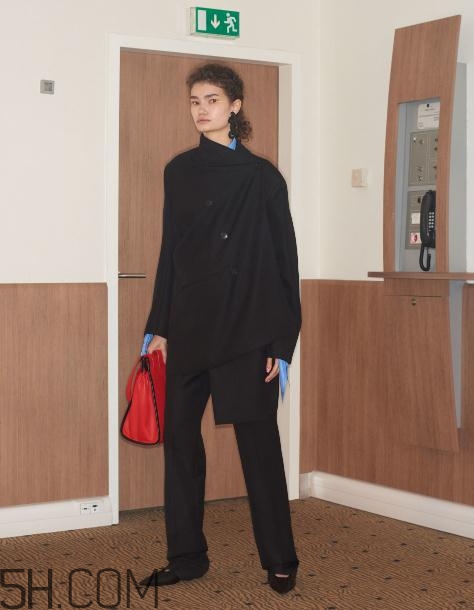 balenciaga巴黎世家2018度假系列怎么樣_好看嗎？