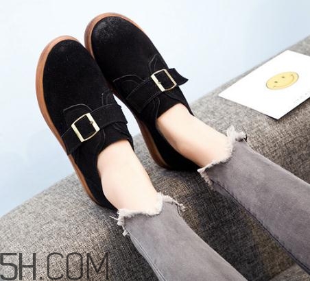 翻毛皮鞋發(fā)白怎么辦？翻毛皮鞋發(fā)亮怎么辦？