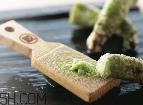 芥末可以治感冒嗎？吃芥末的好處與壞處