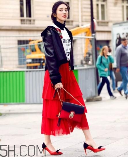 穿高領(lǐng)毛衣配什么發(fā)型？高領(lǐng)毛衣適合什么發(fā)型？