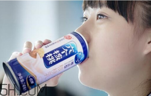 經(jīng)常喝六個(gè)核桃好嗎？六個(gè)核桃的功效與作用