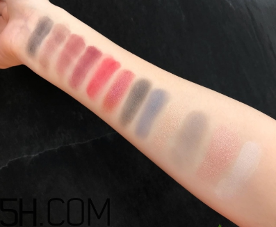 zoeva queens guard眼影盤試色 zoeva眼影盤使用評測 zoeva queens guard眼影盤試色 zoeva眼影盤使用評測