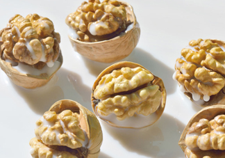 六個(gè)核桃多少錢一瓶？六個(gè)核桃多少錢一箱