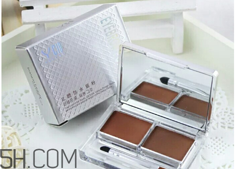 有哪些品牌名氣大卻不好用的彩妝產(chǎn)品？如何選擇適合自己的化妝品？